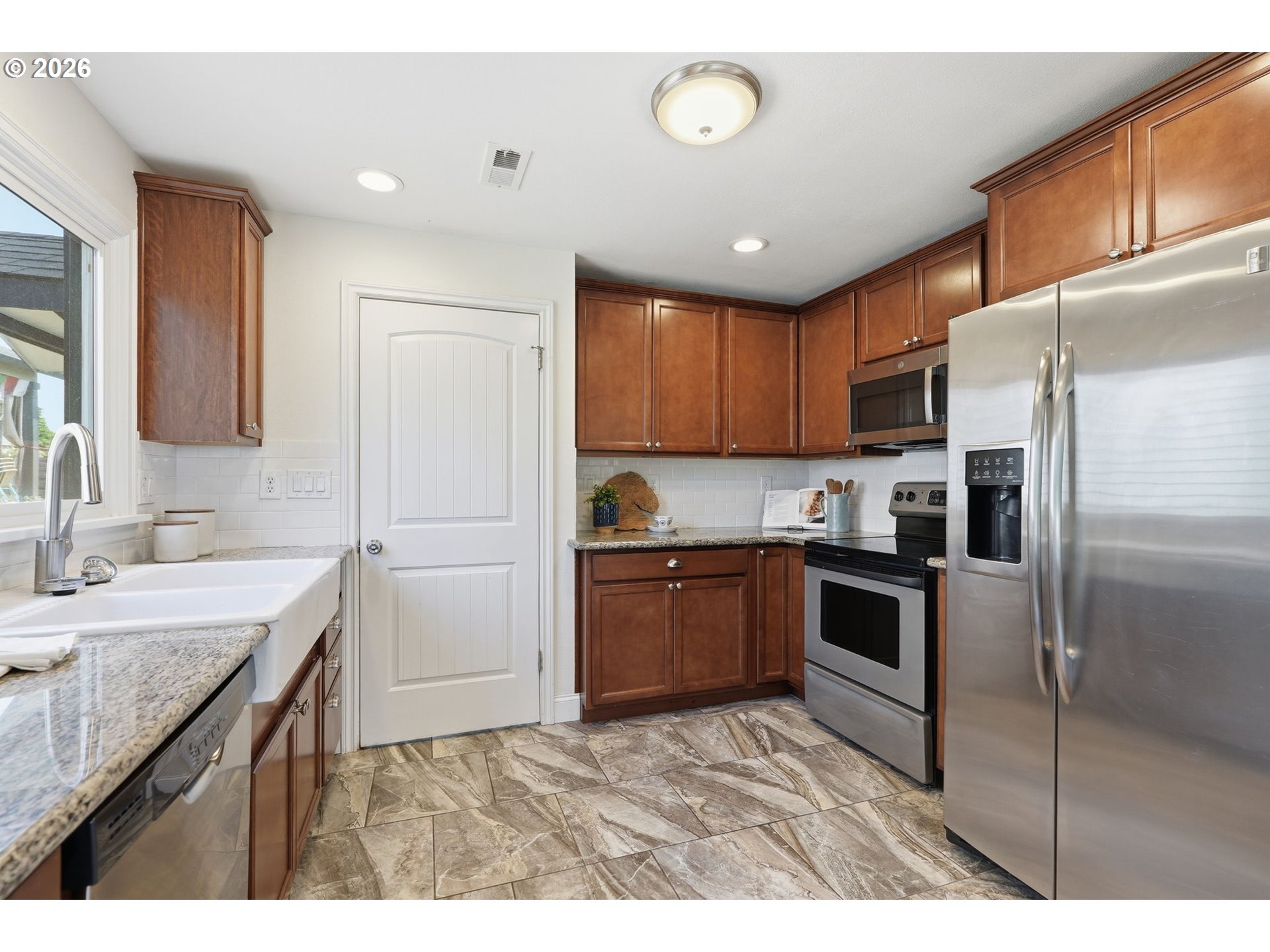 131 Northwest 11th Avenue Camas, WA 98607 - Photo 12 of 47