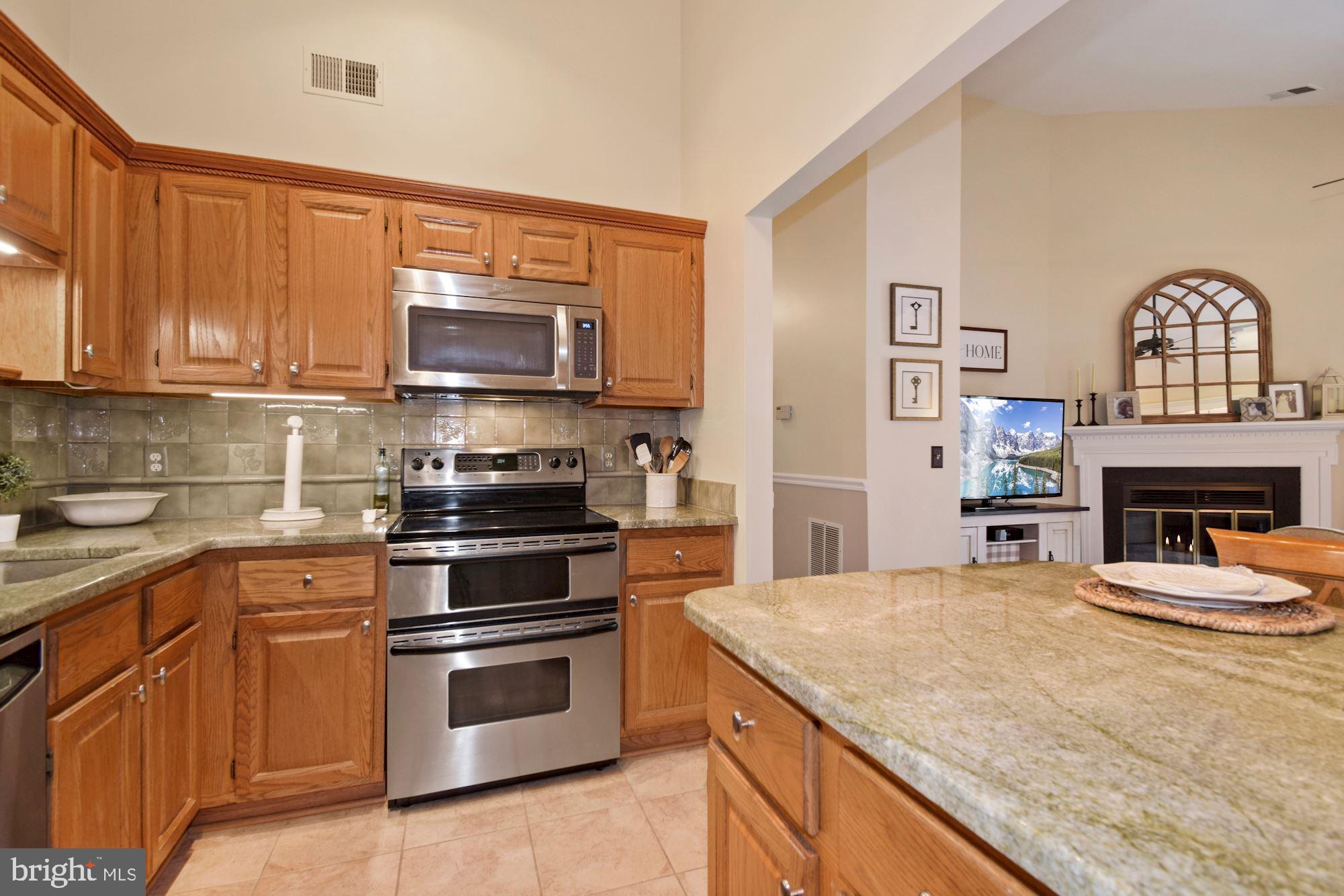 112 Alexandria Way Basking Ridge, NJ 07920 - Photo 13 of 28 Kitchen