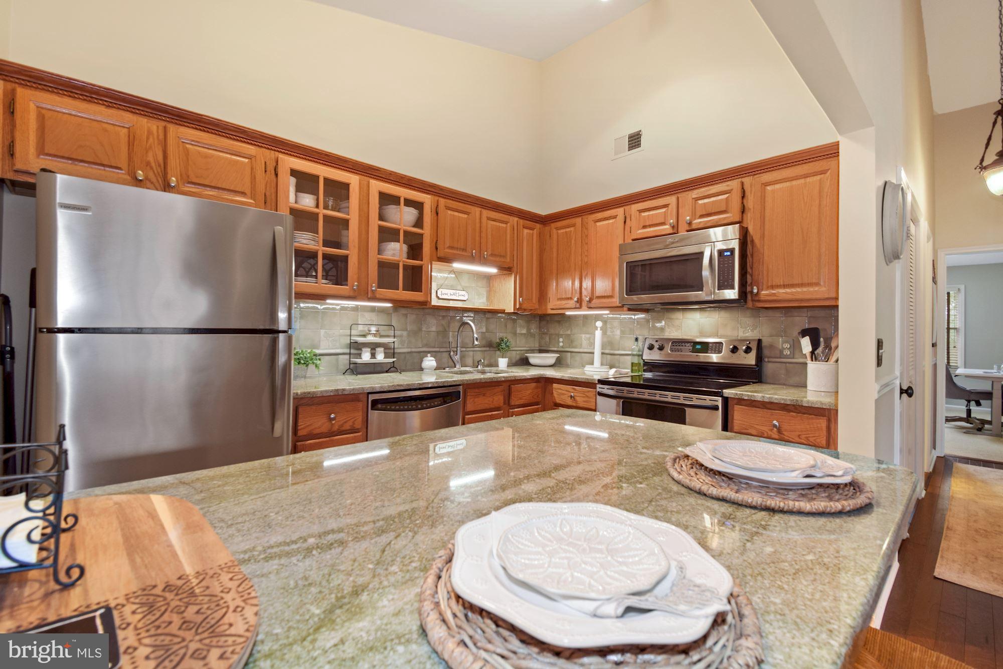 112 Alexandria Way Basking Ridge, NJ 07920 - Photo 14 of 28 Kitchen