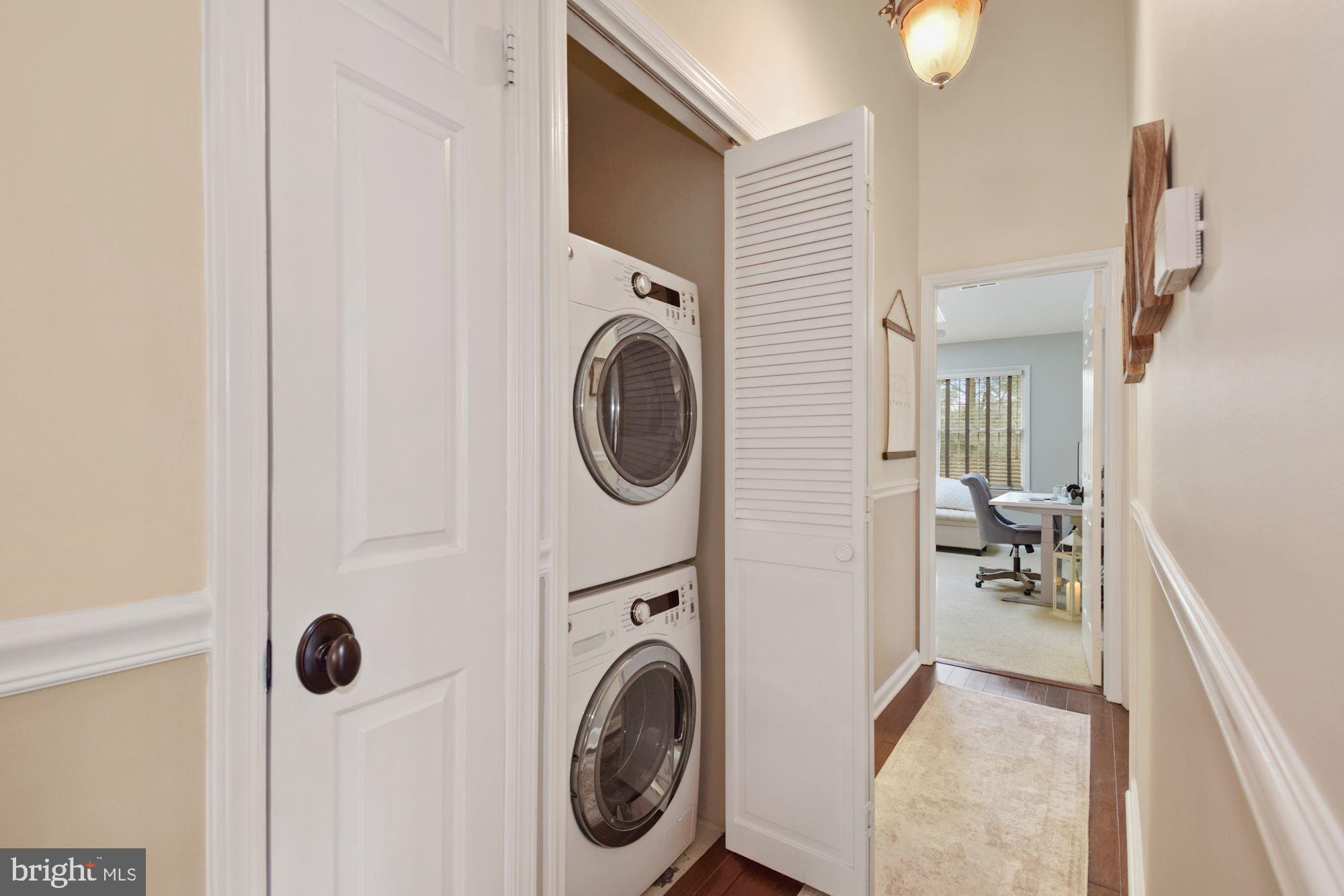 112 Alexandria Way Basking Ridge, NJ 07920 - Photo 15 of 28 Laundry