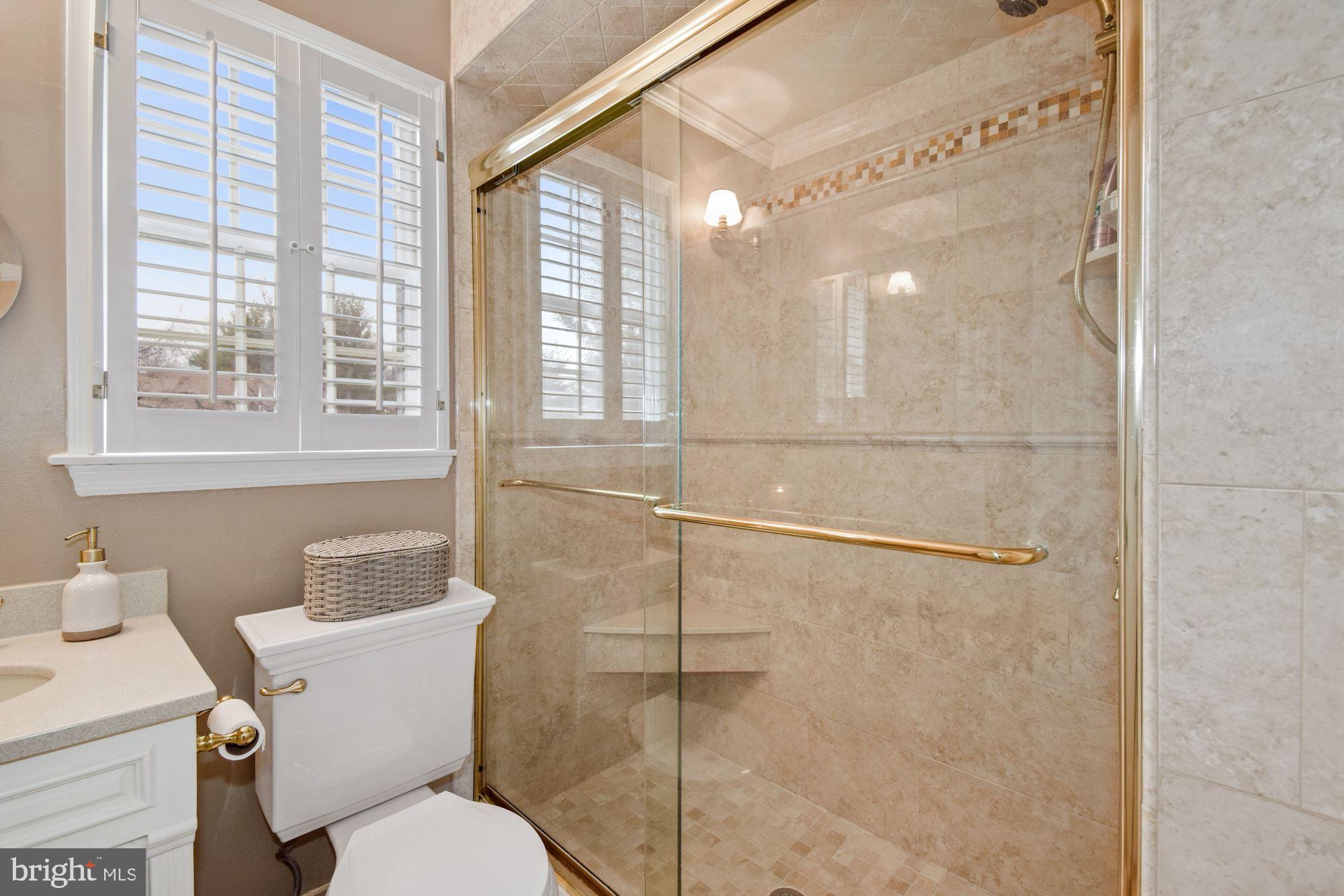 112 Alexandria Way Basking Ridge, NJ 07920 - Photo 18 of 28 Primary Bathroom