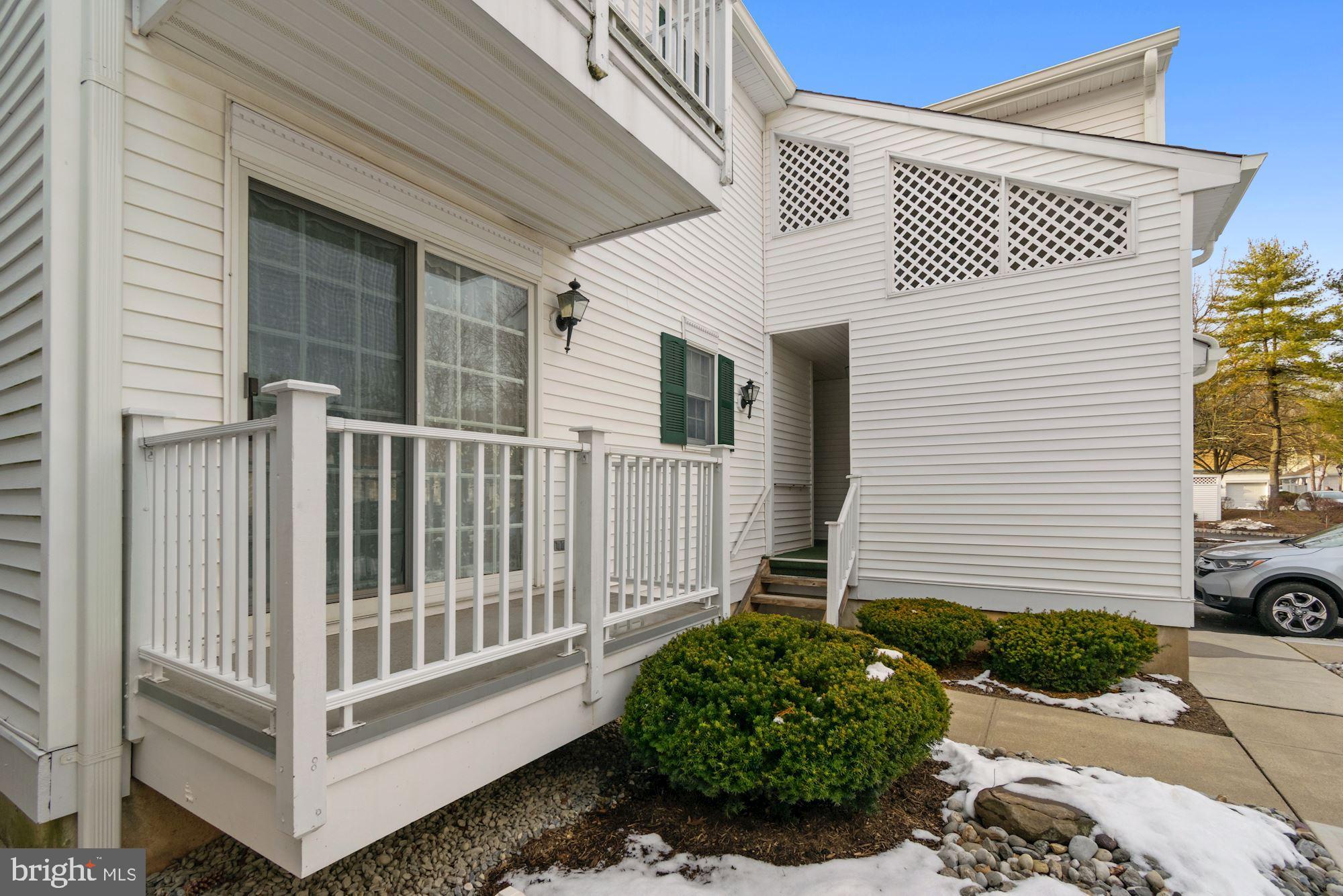 112 Alexandria Way Basking Ridge, NJ 07920 - Photo 2 of 28 Exterior Building Entry