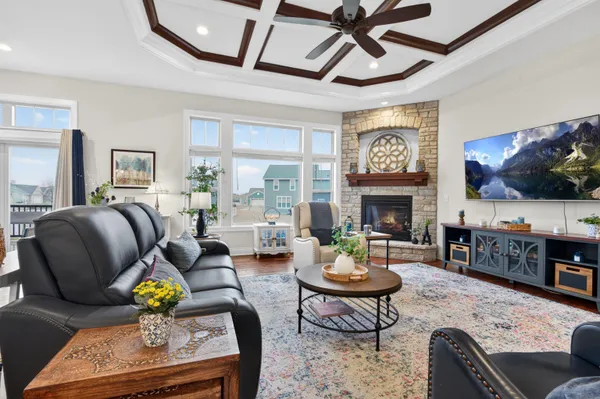 $559,900 | 235 Farmstead Drive East, Slinger, WI 53086