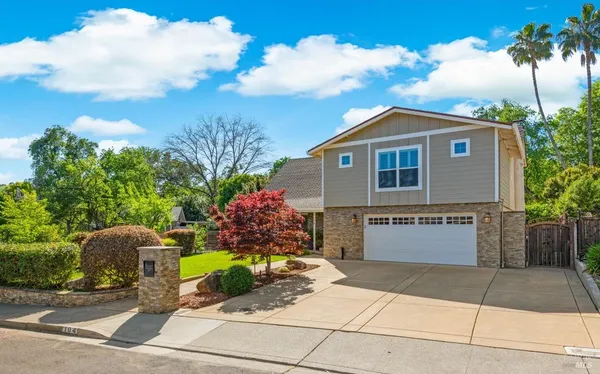$915,000 | 104 Westwood Street, Vacaville, CA 95688