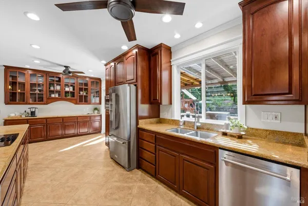 $915,000 | 104 Westwood Street, Vacaville, CA 95688
