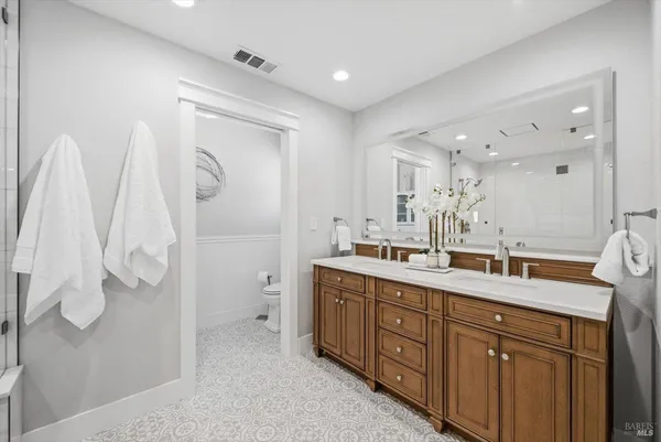 $915,000 | 104 Westwood Street, Vacaville, CA 95688