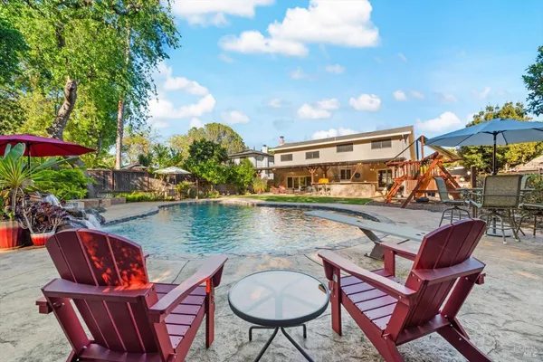 $915,000 | 104 Westwood Street, Vacaville, CA 95688
