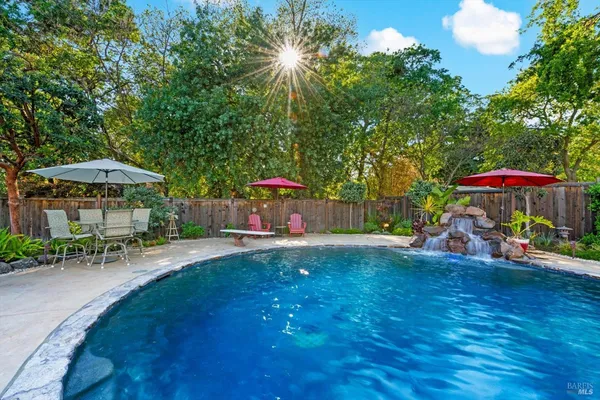 $915,000 | 104 Westwood Street, Vacaville, CA 95688