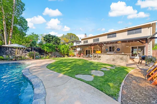 $915,000 | 104 Westwood Street, Vacaville, CA 95688