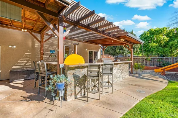 $915,000 | 104 Westwood Street, Vacaville, CA 95688