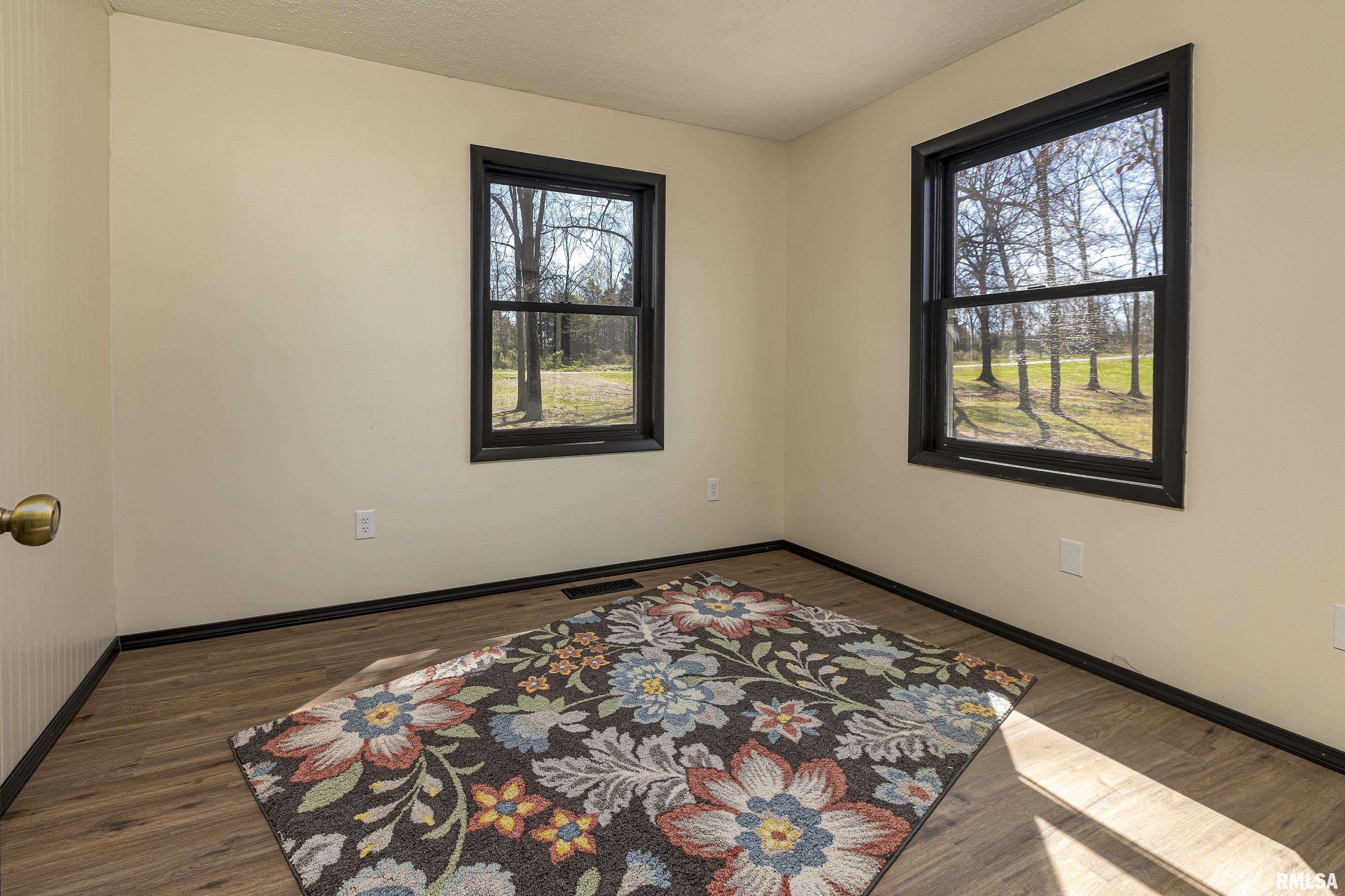 5183 Mauseyville Road Creal Springs, IL 62922 - Photo 21 of 43 Gallery Image 21