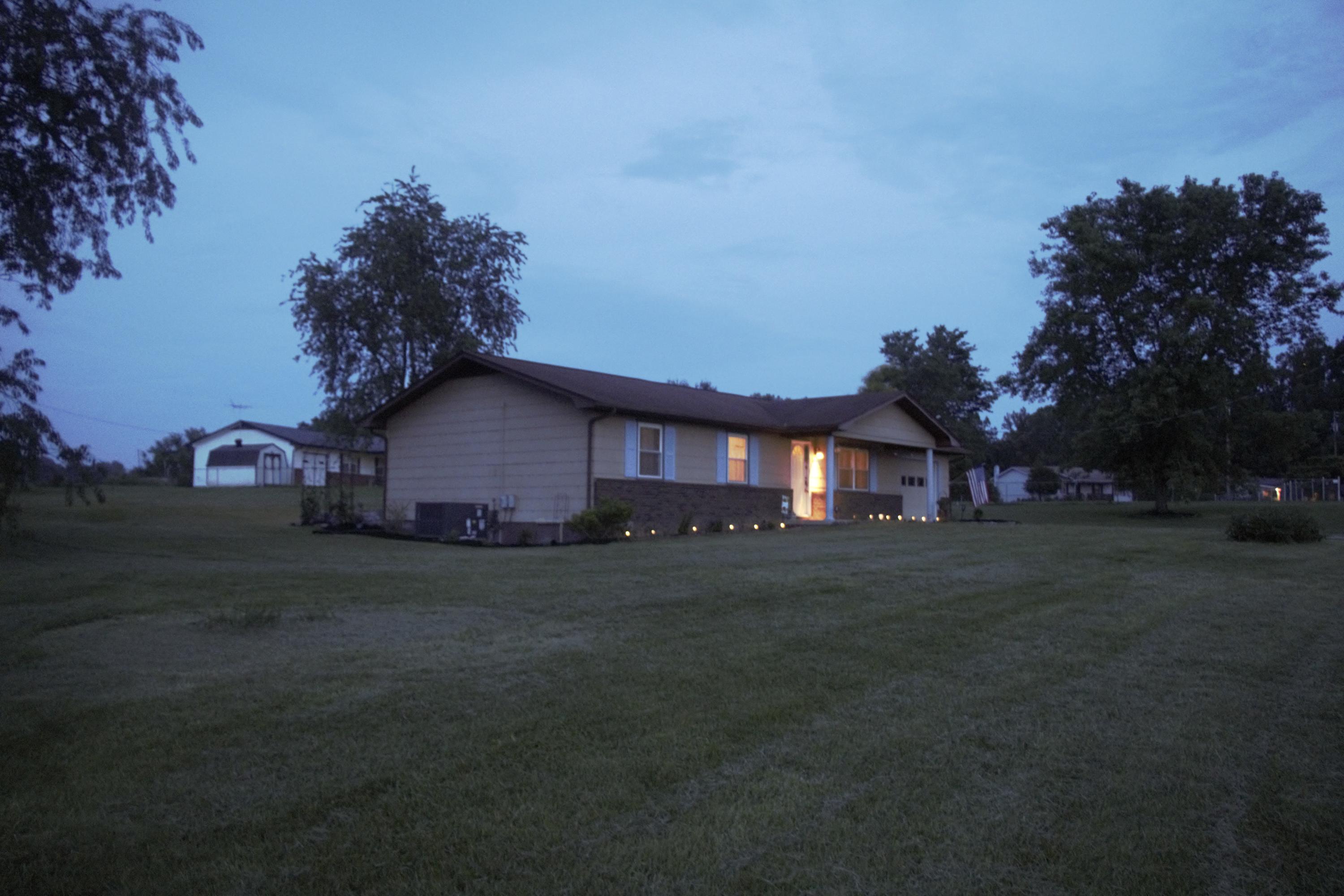 365 Morton Road La Follette, TN 37766 - Photo 2 of 18 night