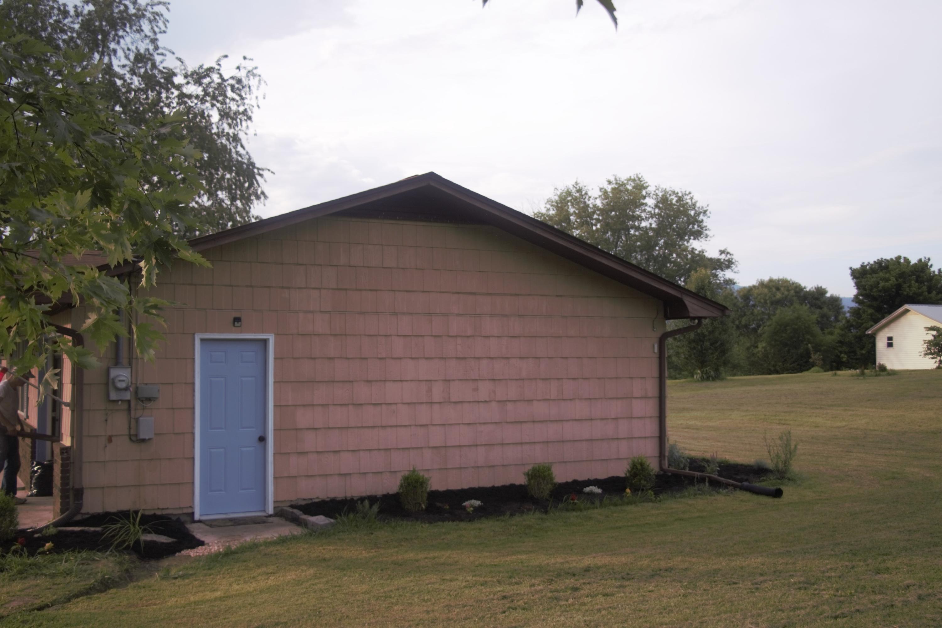 365 Morton Road La Follette, TN 37766 - Photo 13 of 18 Blue door