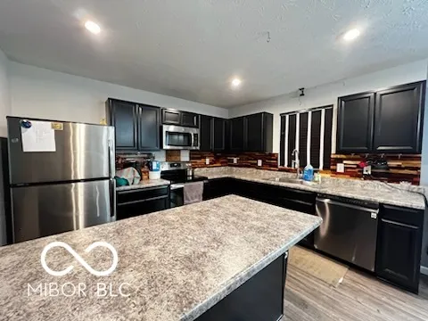 $2,200 | 315 Dietz Drive, Greenwood, IN 46143