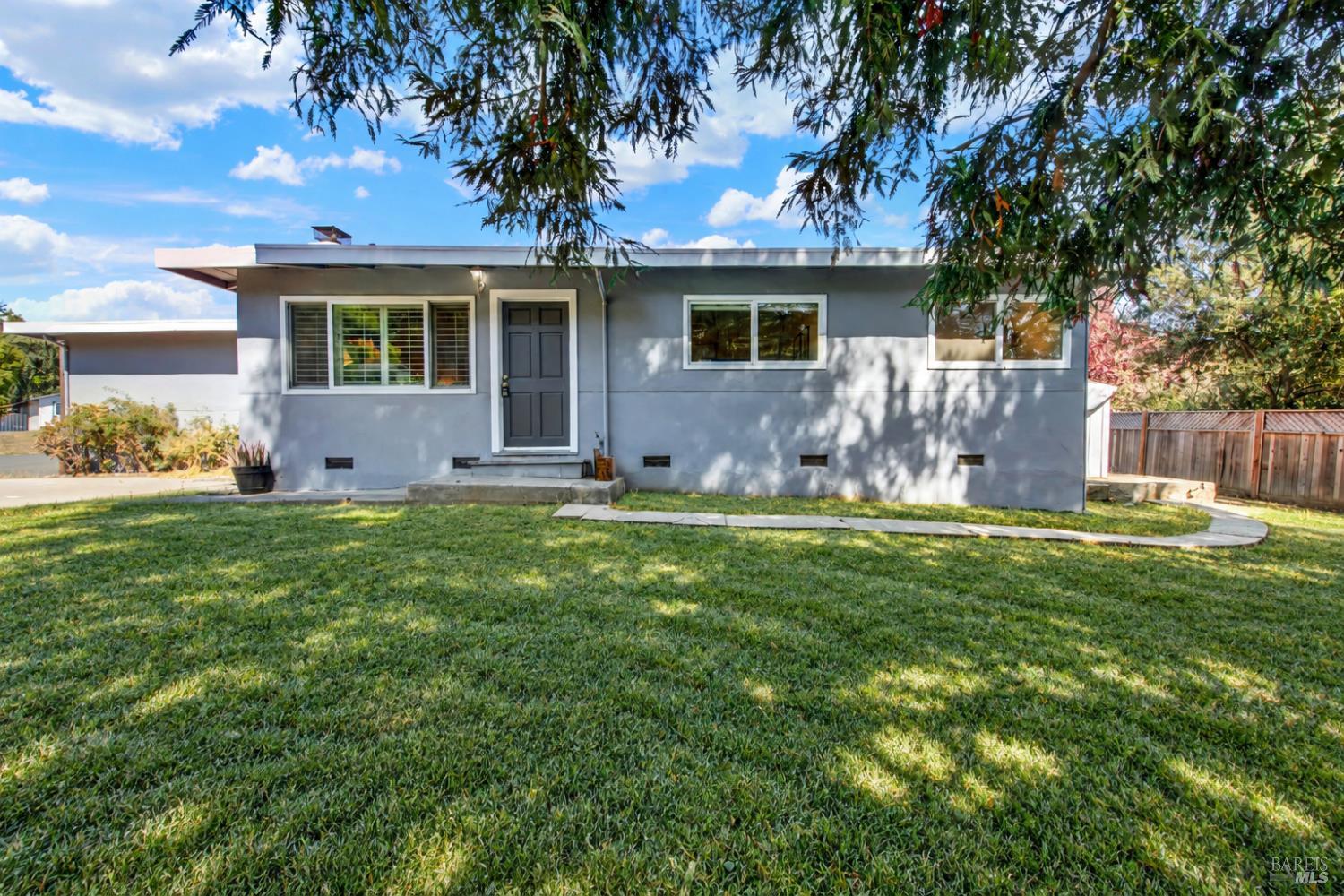 2 Rita Court Novato, CA 94945 - Photo 10 of 66 Gallery Image 10