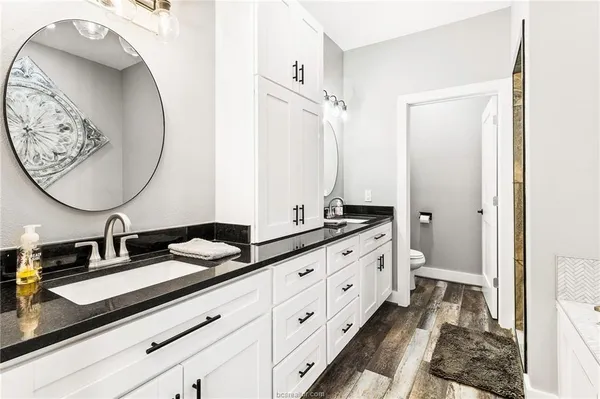 $1,100,000 | 7196 South County Road 458, Normangee, TX 77871