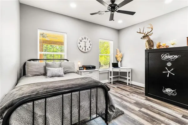 $1,100,000 | 7196 South County Road 458, Normangee, TX 77871