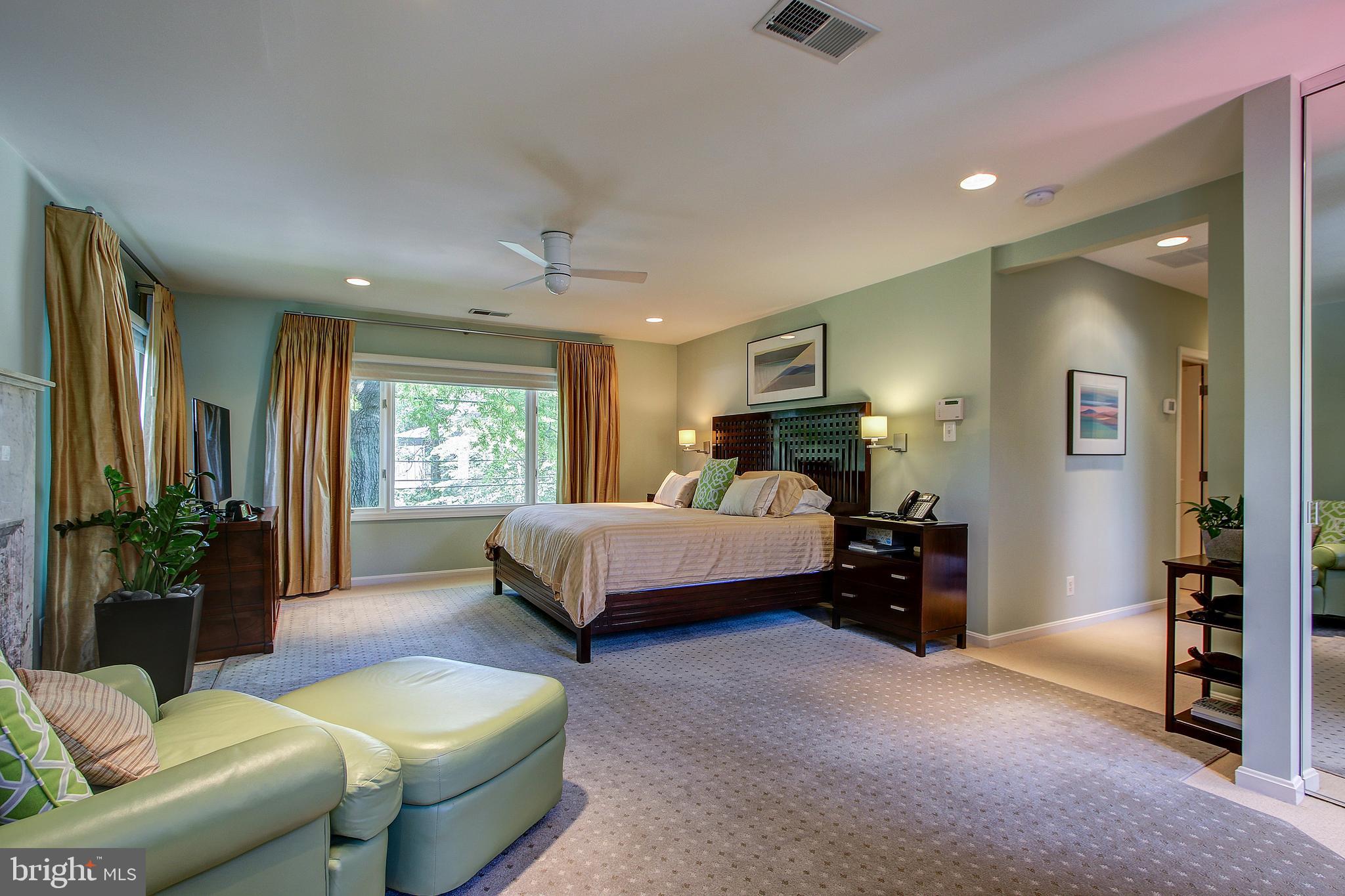 7211 Fairfax Road Bethesda, MD 20814 - Photo 25 of 39 Primary Bedroom