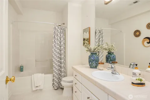 $1,625,000 | 20843 Southeast 123rd Street, Issaquah, WA 98027