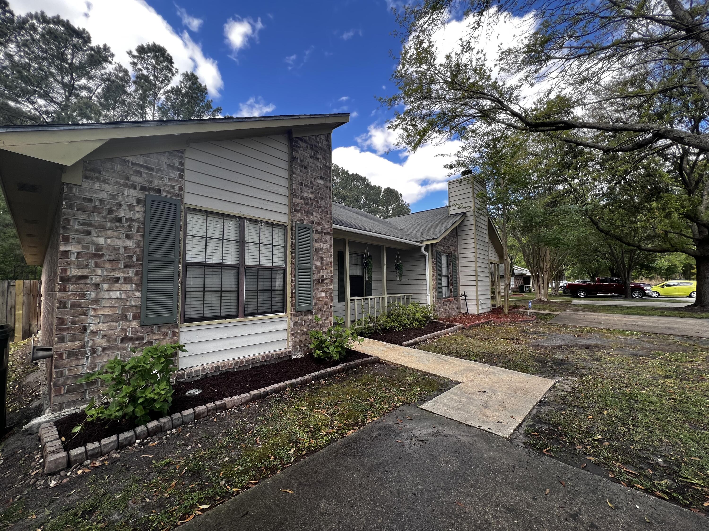 811 Temple Road Ladson, SC 29456 - Photo 2 of 29 IMG_6243