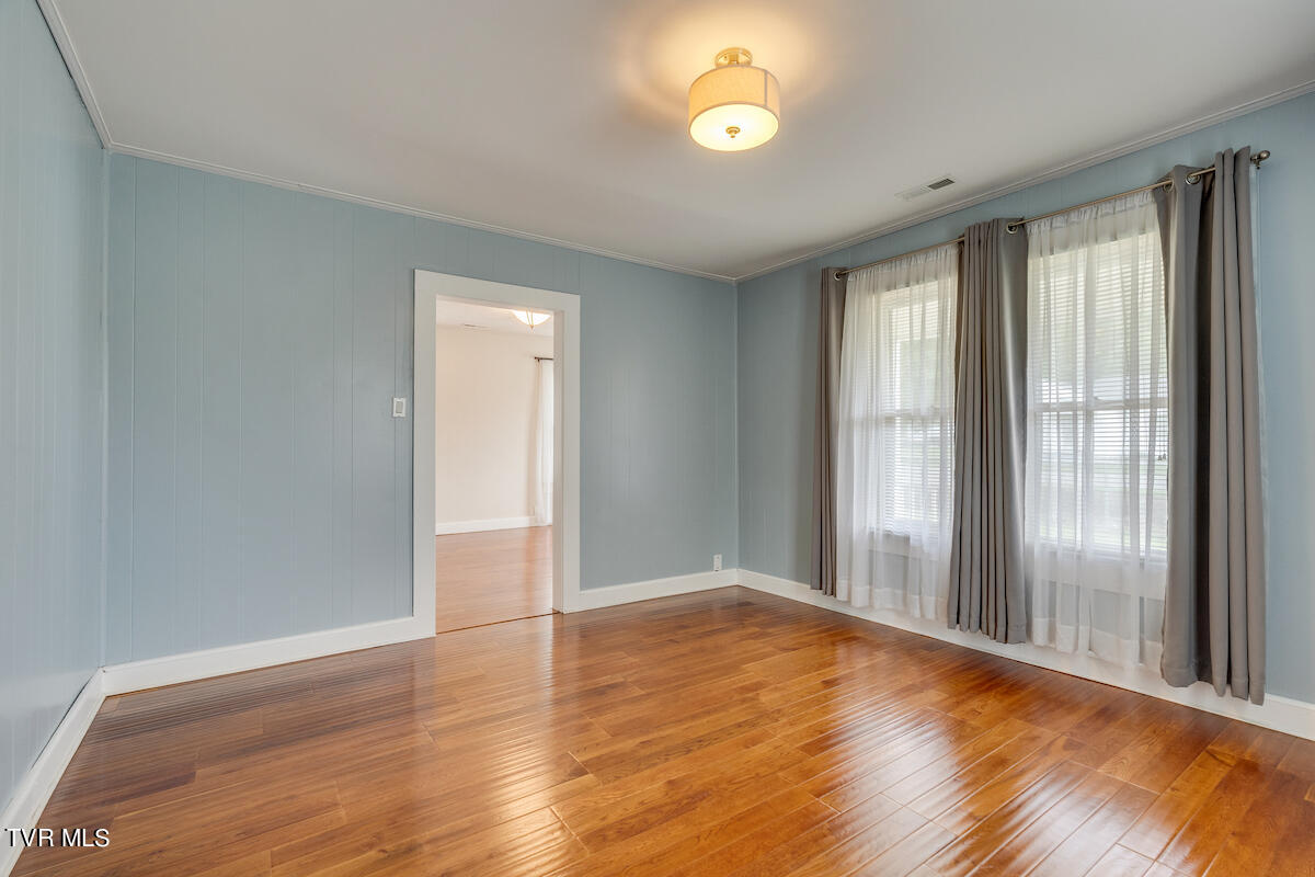 804 Jonesborough Road Erwin, TN 37650 - Photo 16 of 25 804 Jonesborough Rd