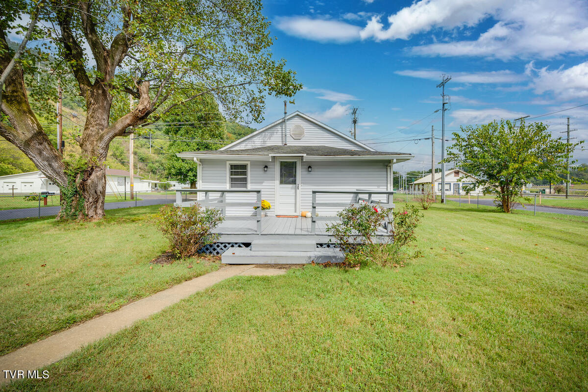 804 Jonesborough Road Erwin, TN 37650 - Photo 21 of 25 804 Jonesborough Rd