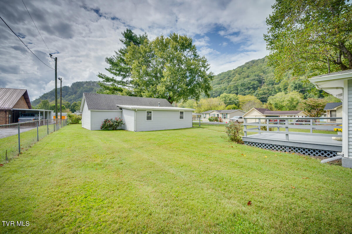 804 Jonesborough Road Erwin, TN 37650 - Photo 23 of 25 804 Jonesborough Rd