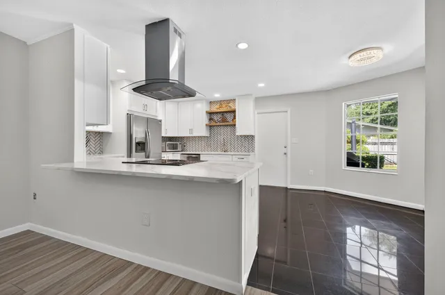 $430,000 | 614 Merioneth Drive Northeast, Fort Walton Beach, FL 32547