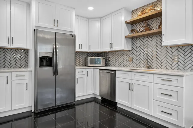 $430,000 | 614 Merioneth Drive Northeast, Fort Walton Beach, FL 32547