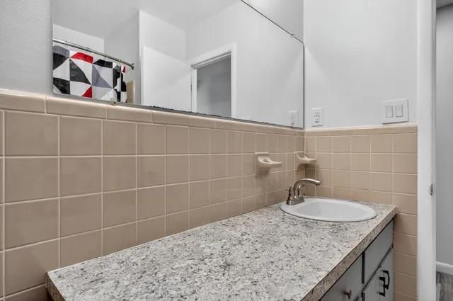 $430,000 | 614 Merioneth Drive Northeast, Fort Walton Beach, FL 32547