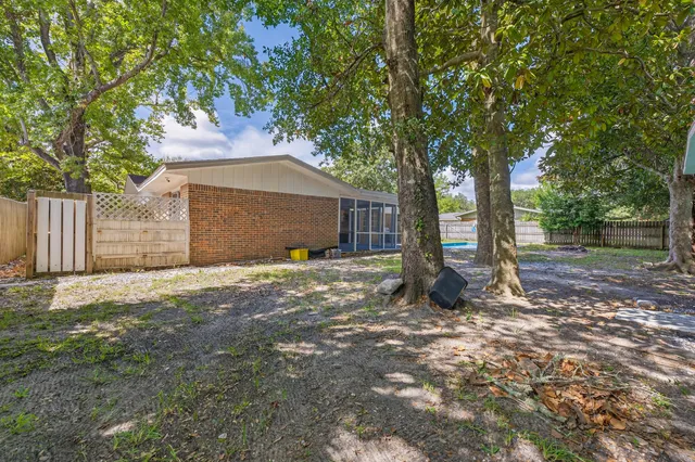 $430,000 | 614 Merioneth Drive Northeast, Fort Walton Beach, FL 32547