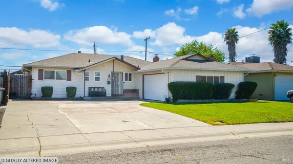 $450,000 | 535 Amesbury Drive, Dixon, CA 95620