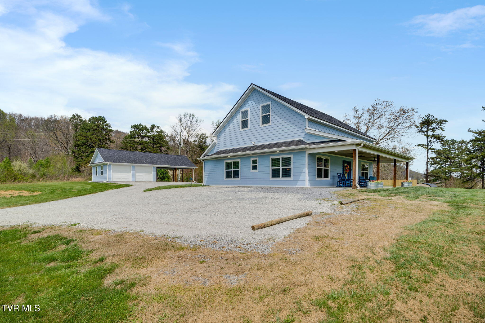 150 Smith Chapel Road Church Hill, TN 37642 - Photo 4 of 38 002