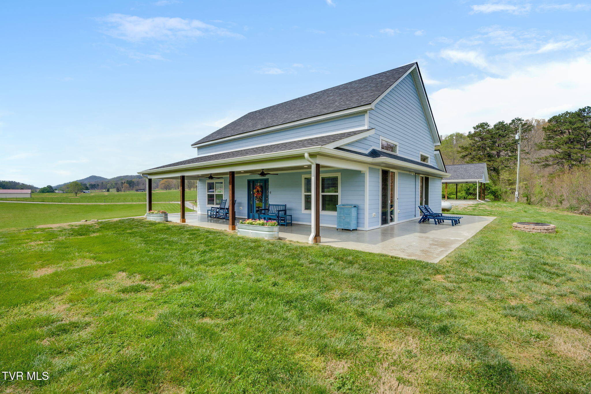 150 Smith Chapel Road Church Hill, TN 37642 - Photo 5 of 38 003