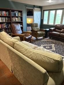 1907 Highway 70 Muleshoe, TX 79347 - Photo 21 of 34 a living room with furniture and a large window