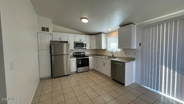 $1,350 | 3850 Blackbird Drive, Sierra Vista, AZ 85635