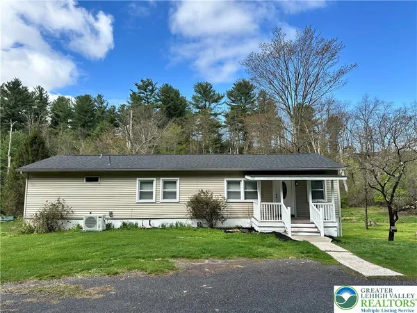 $279,000 | 1945 Hickory Road, Palmerton, PA 18071