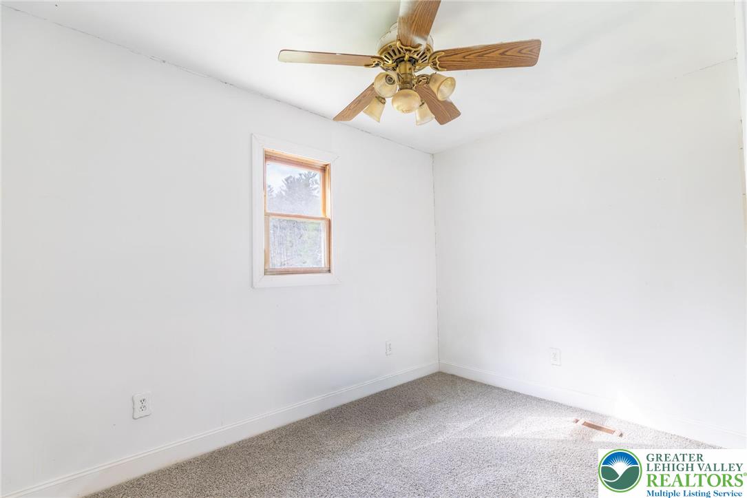 1945 Hickory Road Palmerton, PA 18071 - Photo 13 of 18