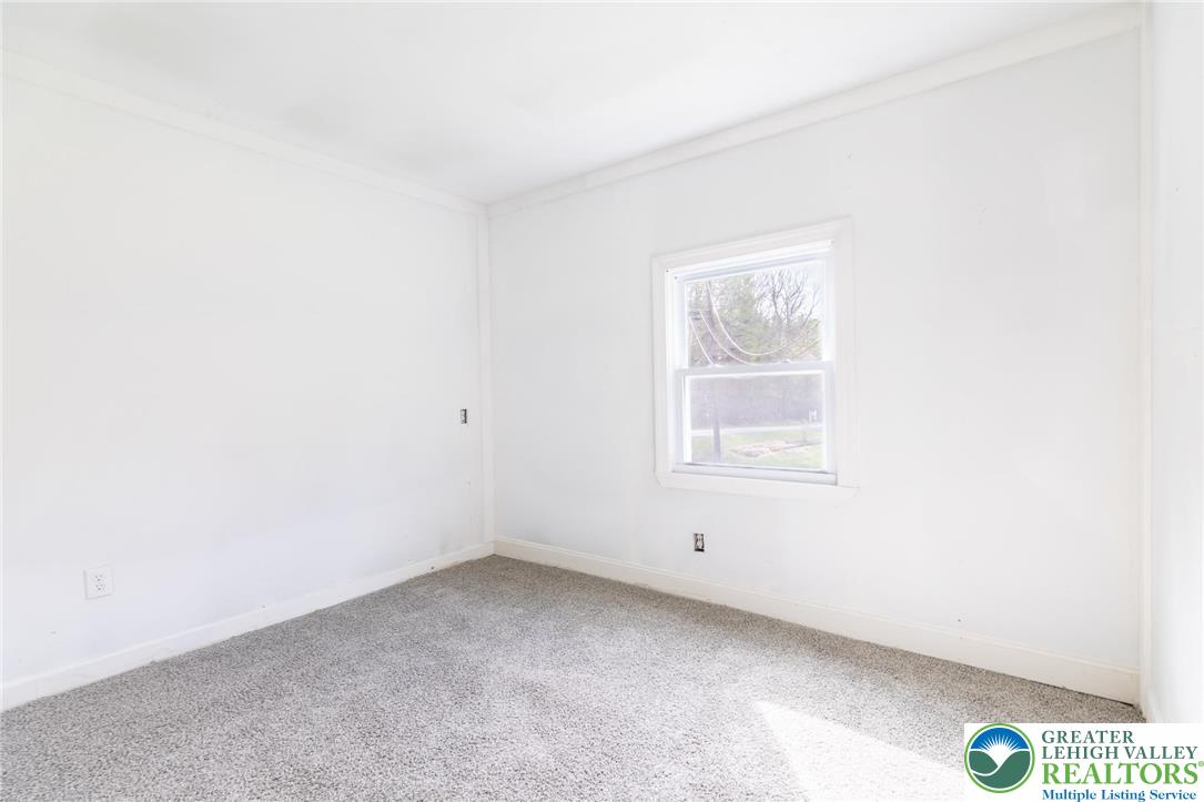1945 Hickory Road Palmerton, PA 18071 - Photo 15 of 18