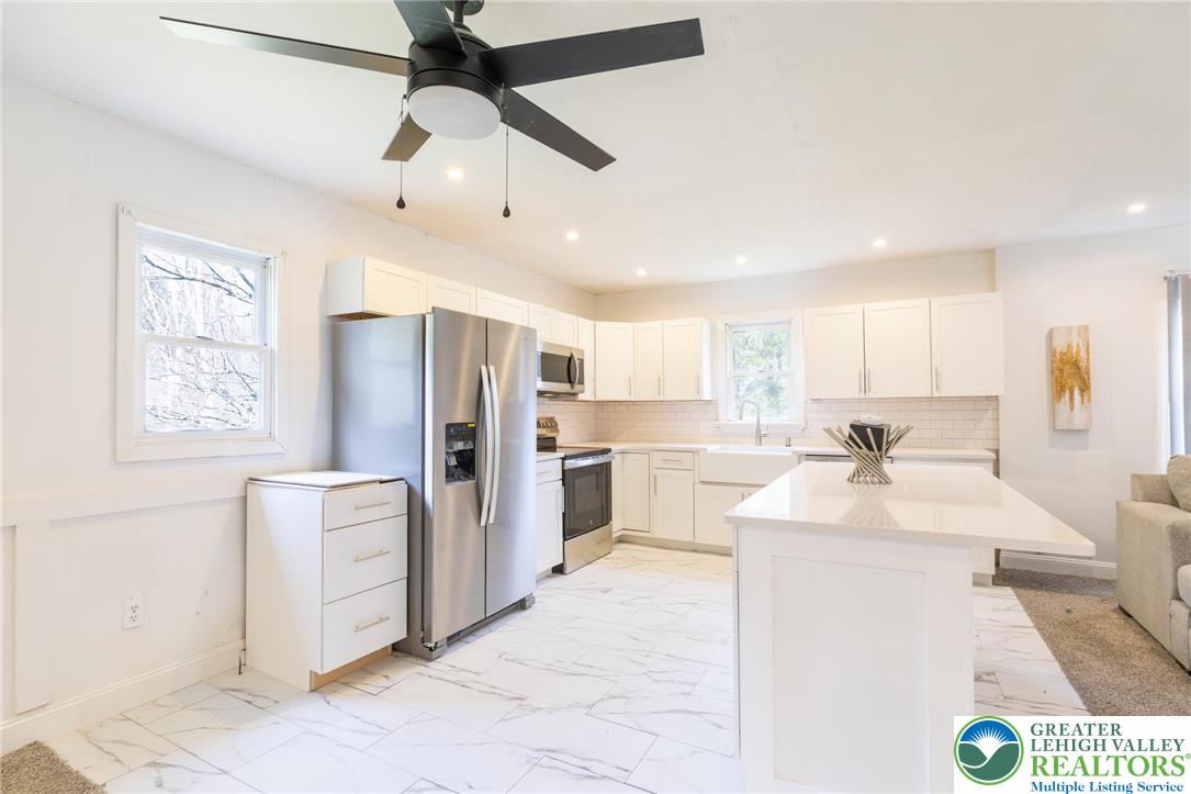 1945 Hickory Road Palmerton, PA 18071 - Photo 8 of 18