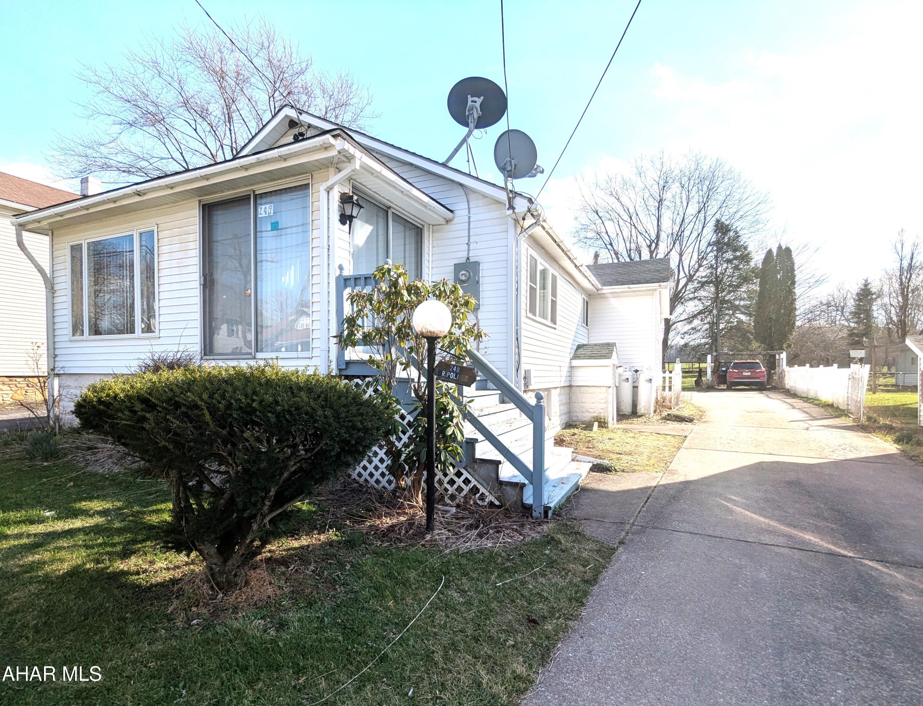 249 Tripoli Road Colver, PA 15927 - Photo 4 of 50