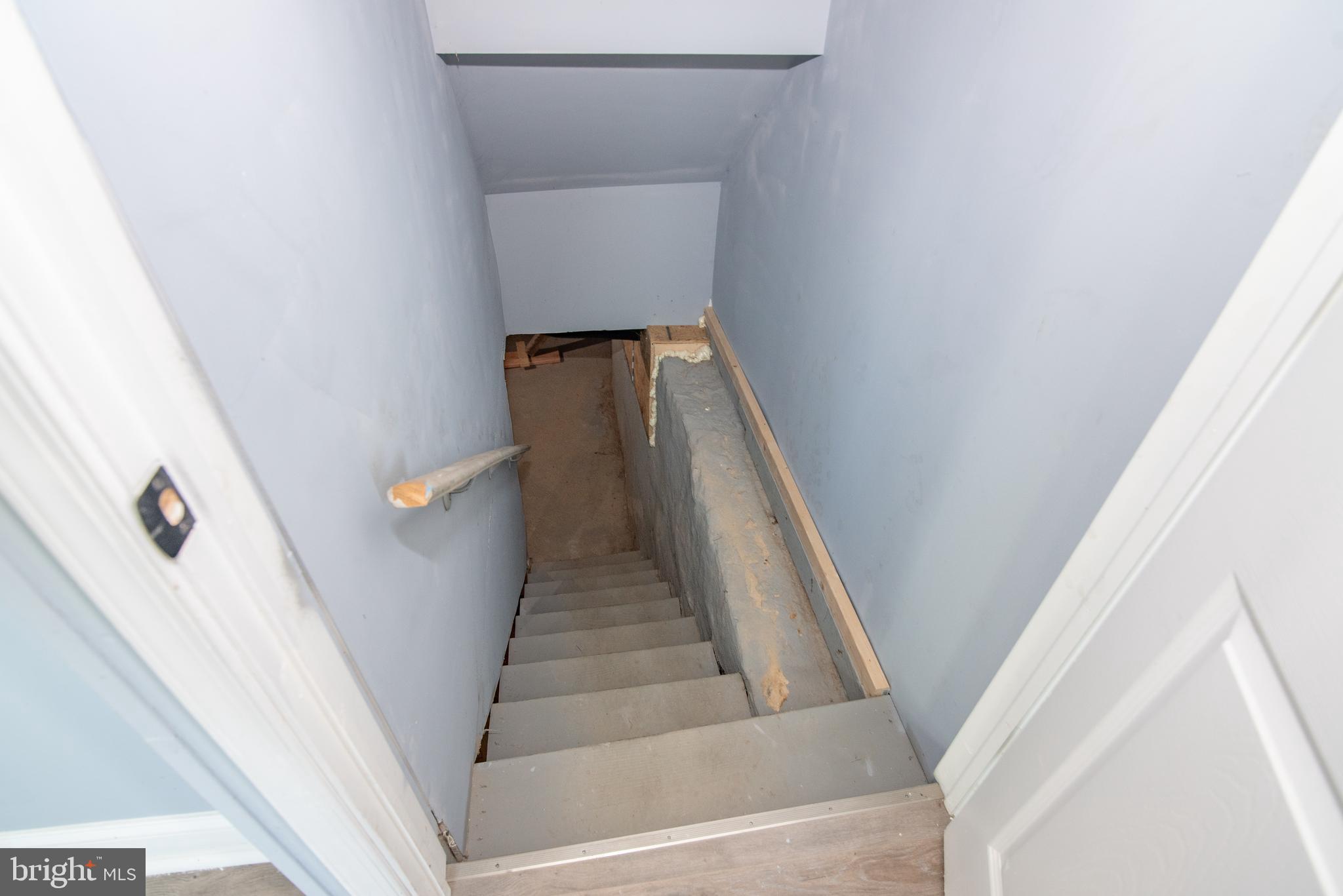 2900 Scherer Avenue Baltimore, MD 21234 - Photo 22 of 37 a view of entryway