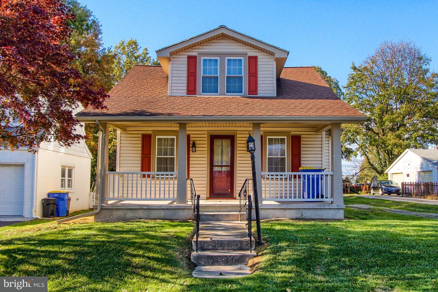 449 Hillcrest Road York, PA 17403 - Photo 1 of 27