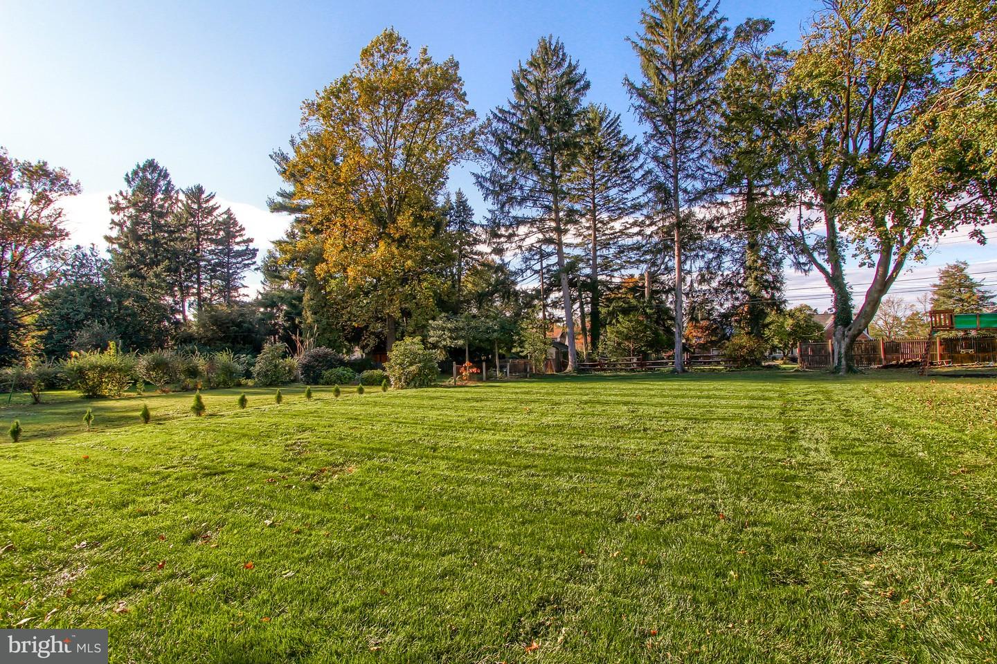 449 Hillcrest Road York, PA 17403 - Photo 22 of 27