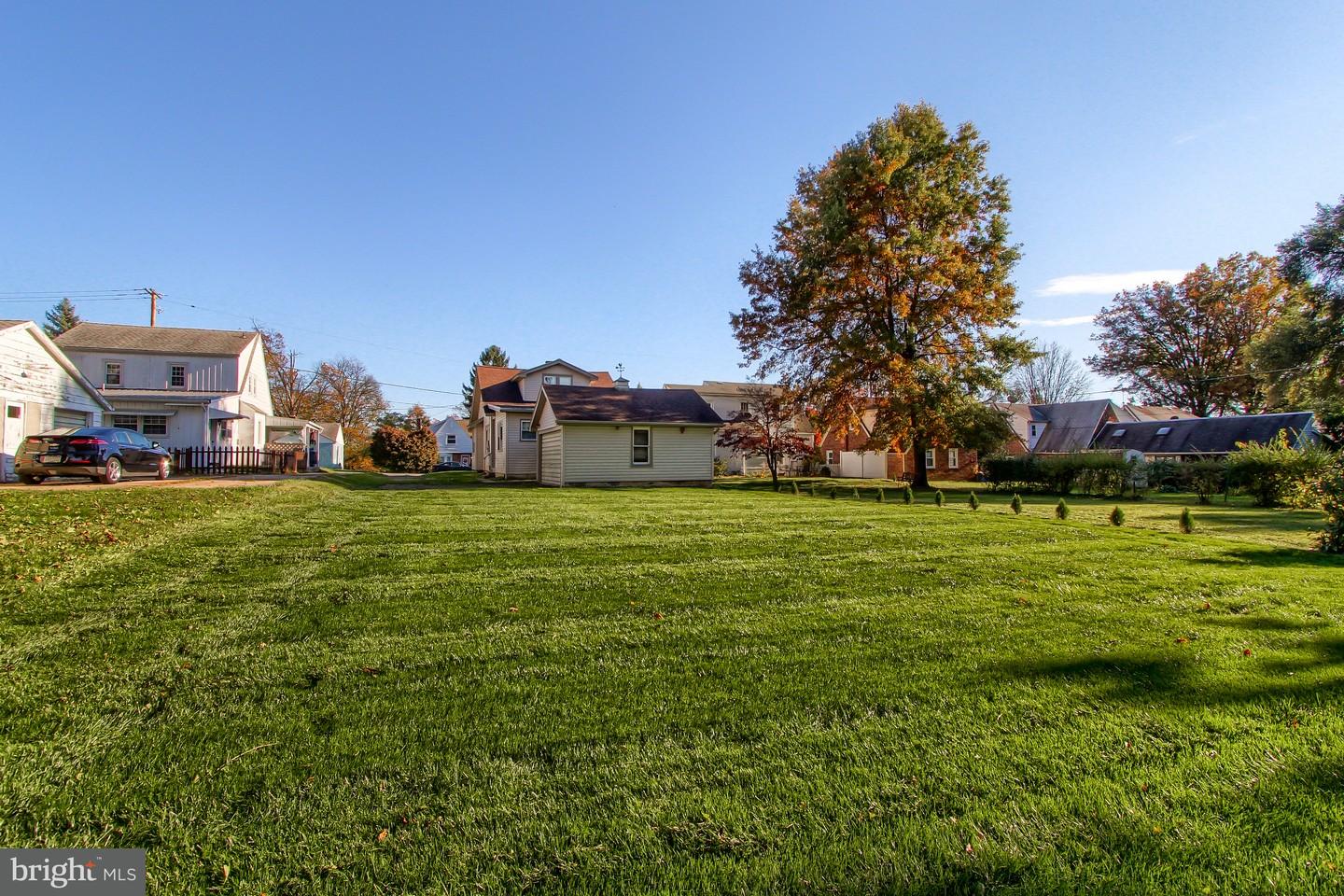449 Hillcrest Road York, PA 17403 - Photo 23 of 27