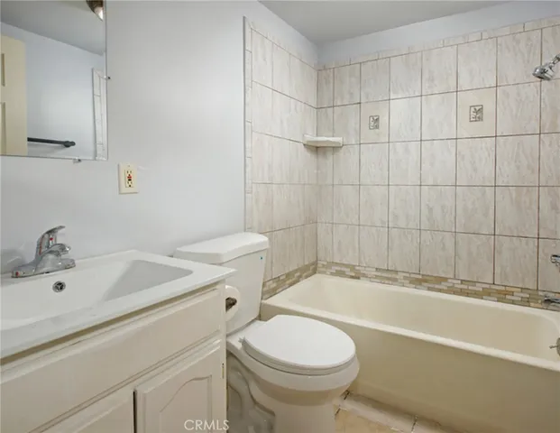 $1,050,000 | 9715 South Broadway, Los Angeles, CA 90003