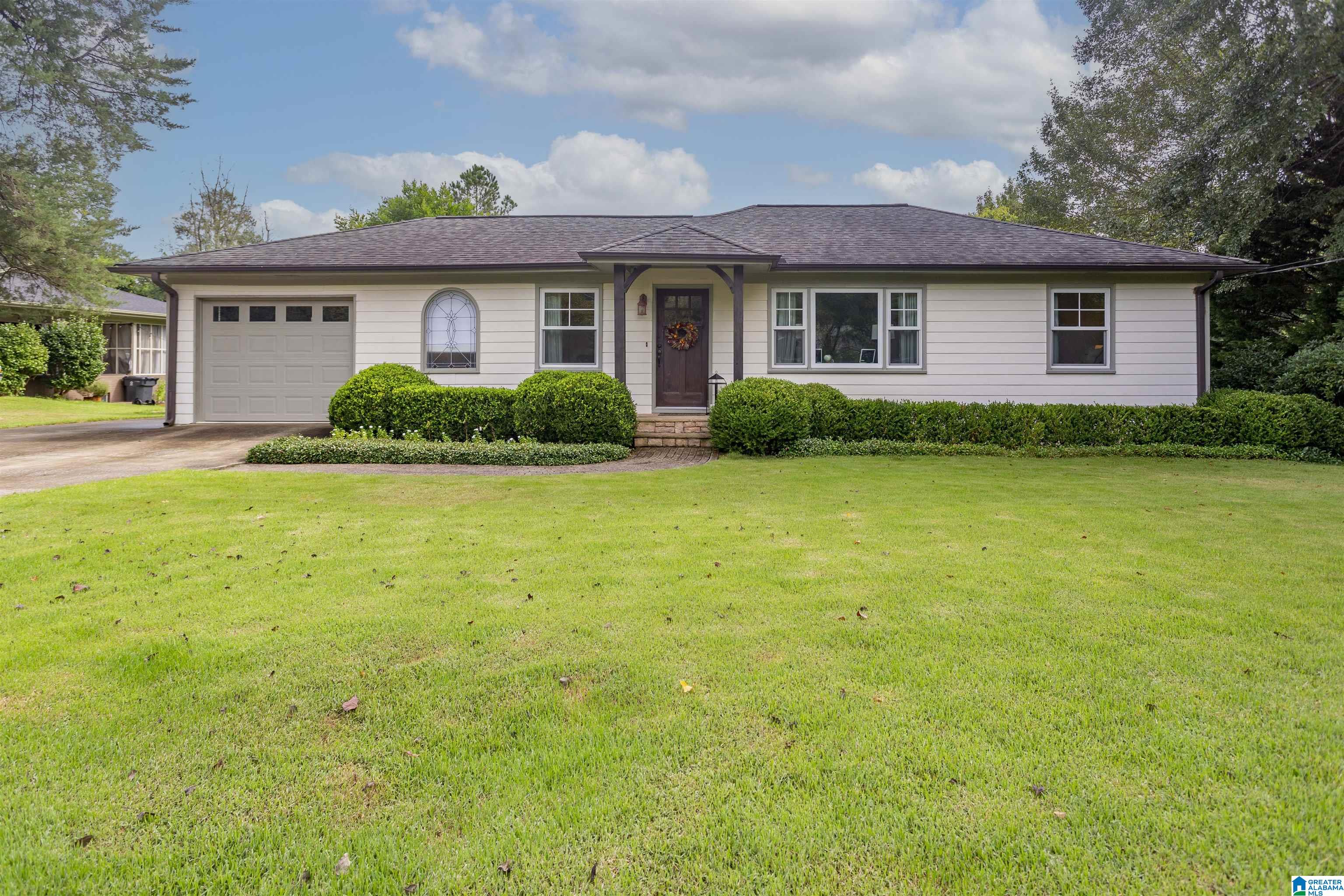3313 Ridgely Circle Birmingham, AL 35243 - Photo 1 of 45