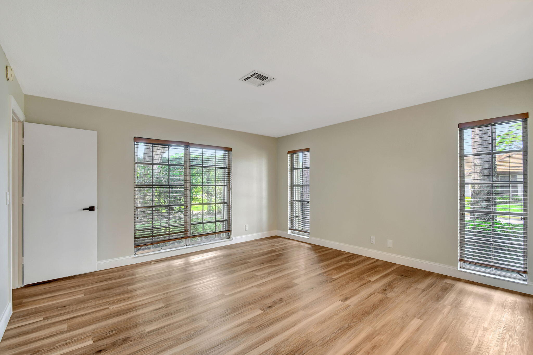 538 Forestview Drive Atlantis, FL 33462 - Photo 25 of 60 Primary Bedroom