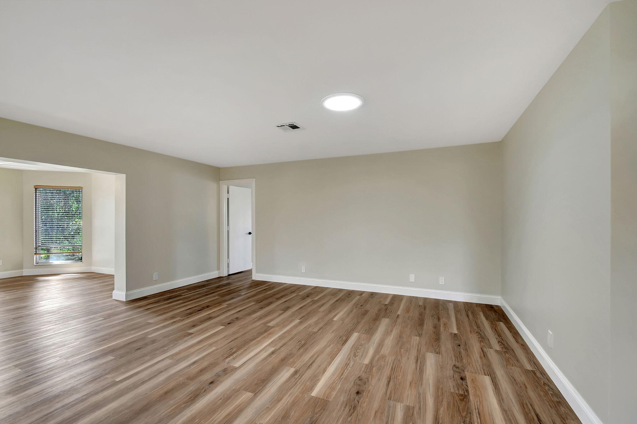 538 Forestview Drive Atlantis, FL 33462 - Photo 9 of 60 Family Room