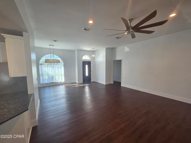 $2,600 | 1303 Sutherland Court, Lynn Haven, FL 32444